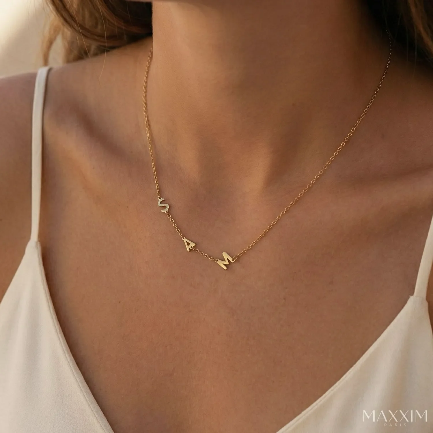 Minimalist necklaces