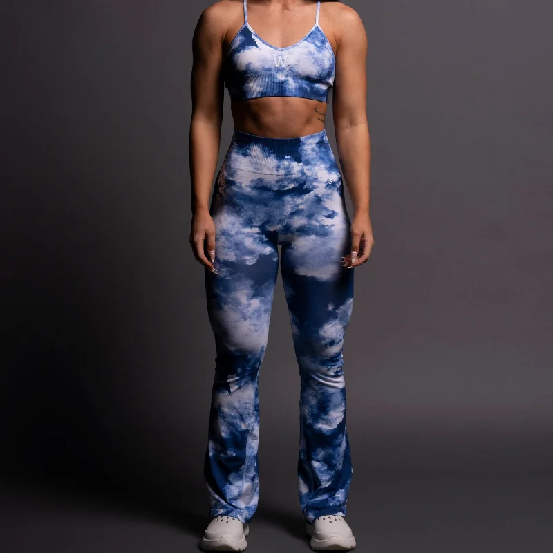 Pastel Styles Our Stamp "Everson Seamless" Gracie Flare Scrunch Leggings in Blue Sky