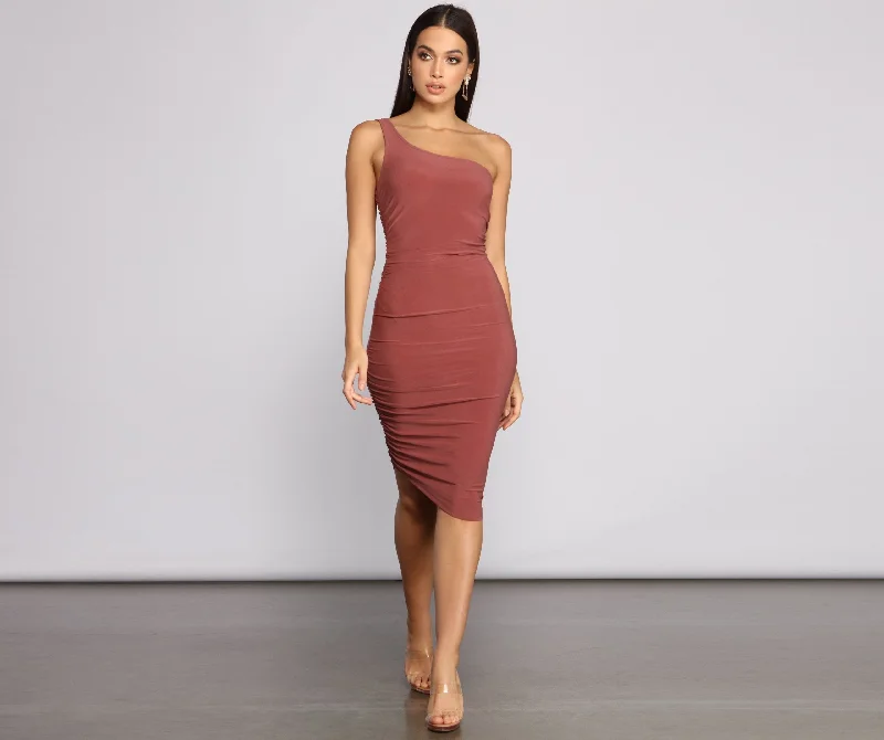 Evening Looks Ruched Stunner One Charming Shoulder Midi Dress