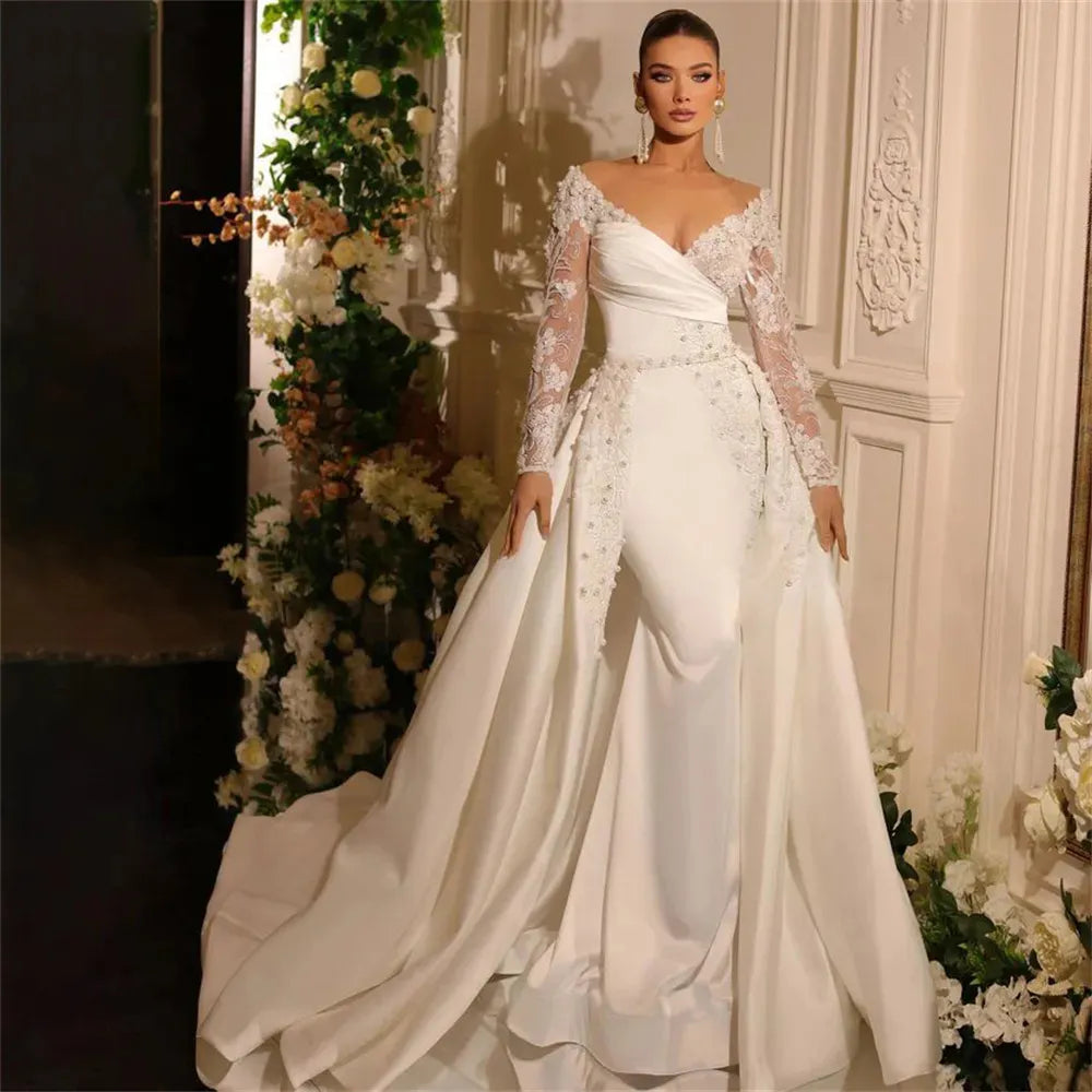 Runway Inspired Wear Beautiful  A Line Wedding Dresses Gorgeous Satin Deep V-neck Lace Appliques Slimming Beautiful Mopping Beach Bridal Gown