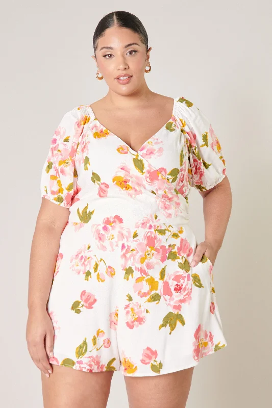 Dive Into Trendy Women's Fashion Magdalena Floral Everheart Romper Curve