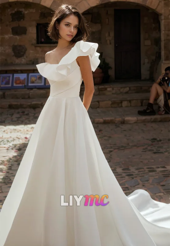 Casual Fashion One Shoulder Ruffled Pleated Satin A-Line Wedding Dress