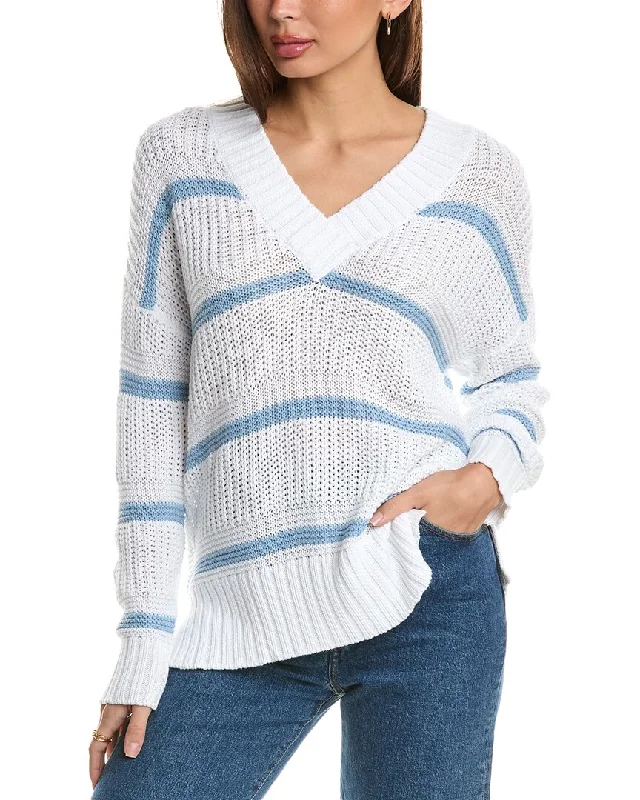 Chic And Trendy Forte Cashmere Easy Textured V-Neck Sweater