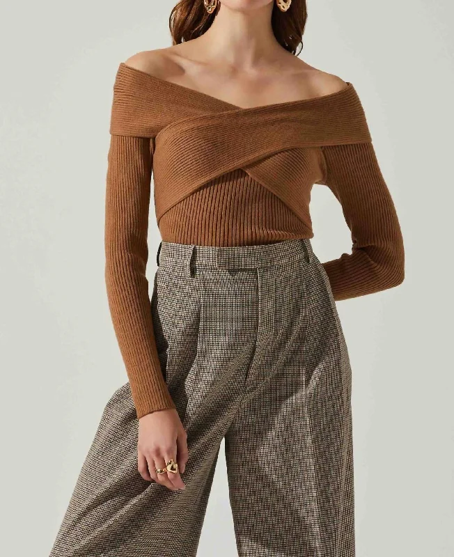 Best Online Clothing Boutiques Zayla Sweater In Brown