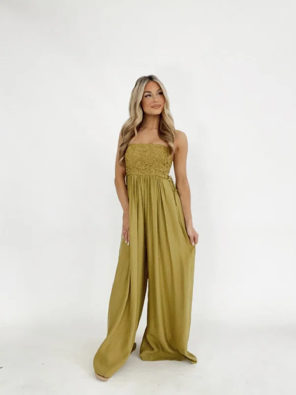 Women's Seasonal Fashion Trends Botanical Bliss Jumpsuit