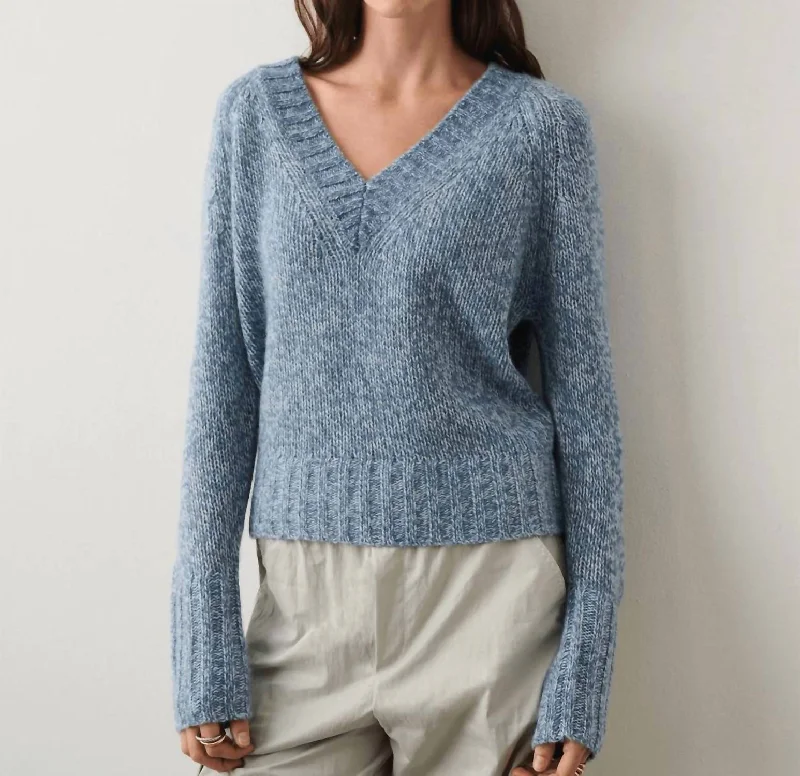 Chic Casual Style Cashmere Air Plush V-Neck In Blue Marl