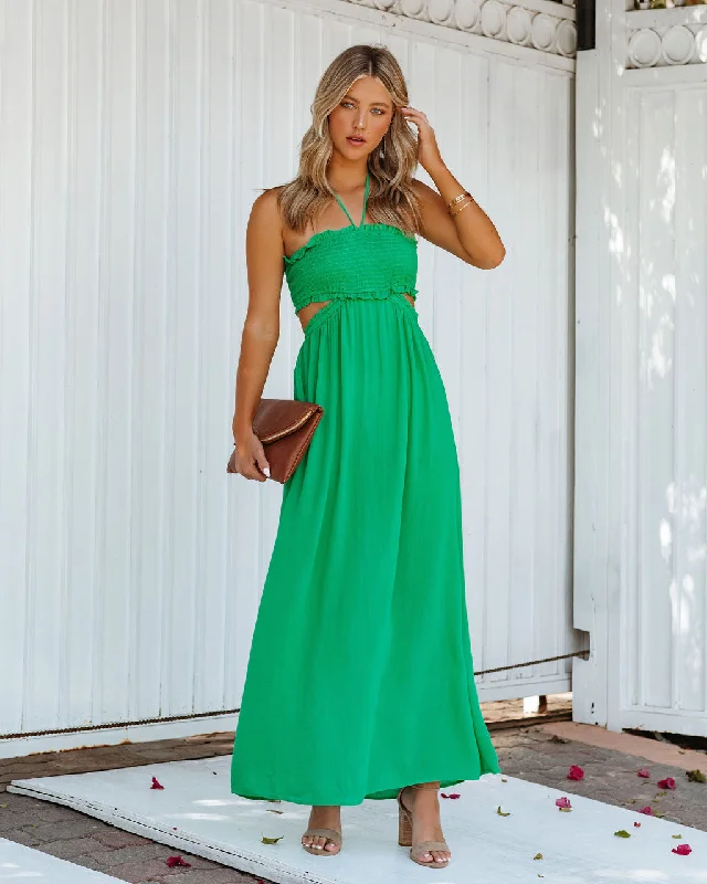 Flash Sales Hit The Beach Smocked Halter Maxi Dress - Kelly Green